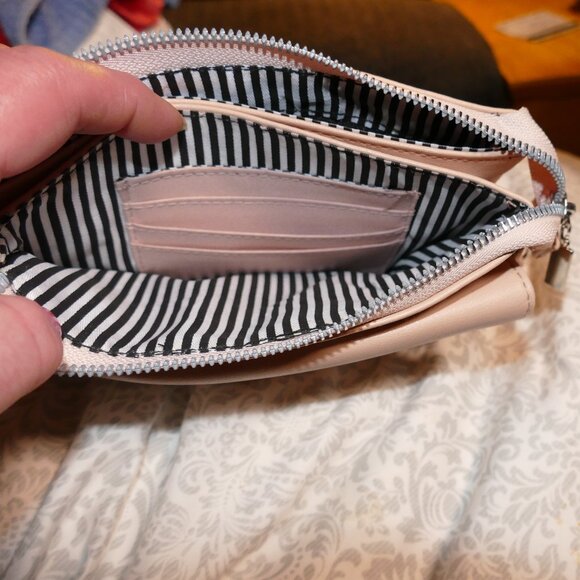 Stella and Max Crossbody/ Purse - Picture 8 of 14